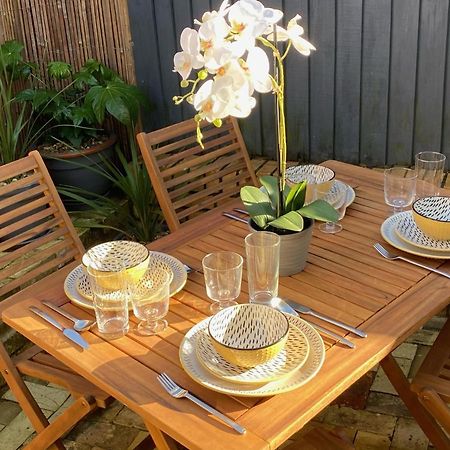 Top Tip Rooms Newmarket นิวมาร์เก็ต ภายนอก รูปภาพ